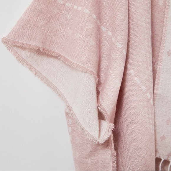 🌹NWT - Gentle Fawn Hermosa Blush Kimono Cover-up XS-S plus. - Picture 3 of 5